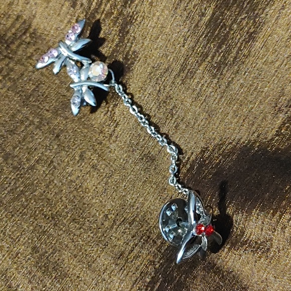 3/$30 Beautiful Dragon Fly Brooch and Button Combo - Picture 1 of 4